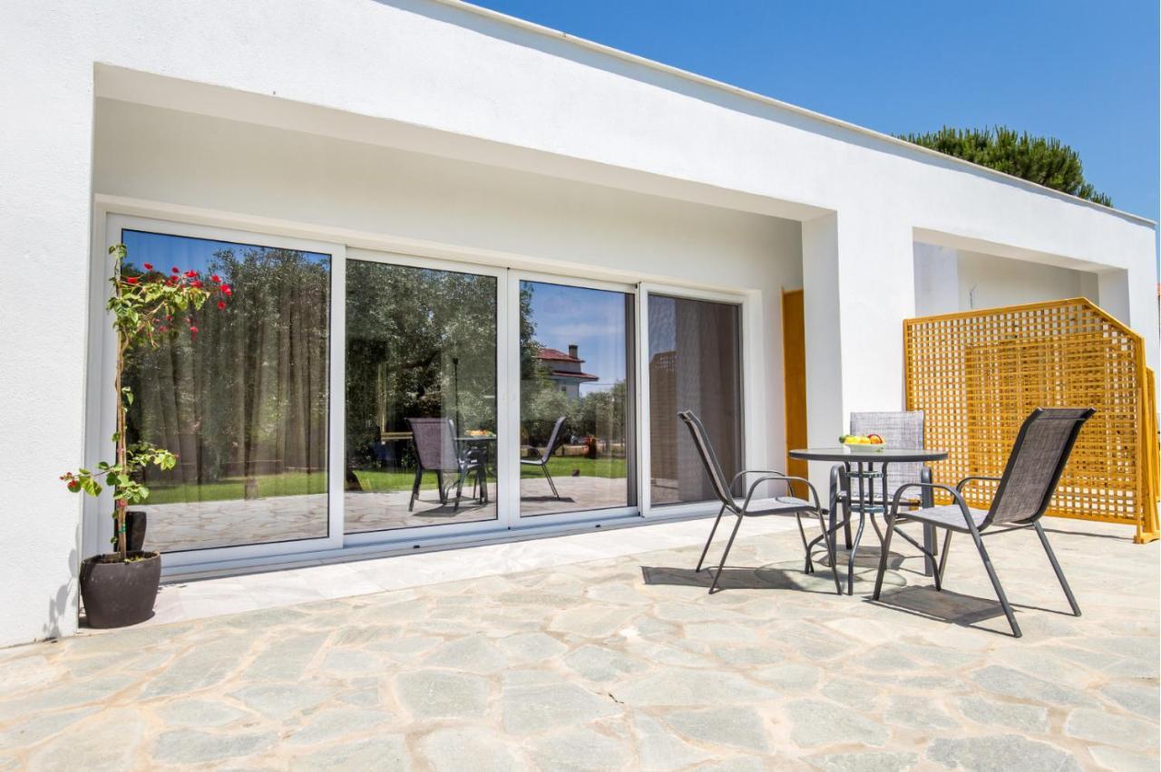 Avgoustidis Apartments يميناريا المظهر الخارجي الصورة
